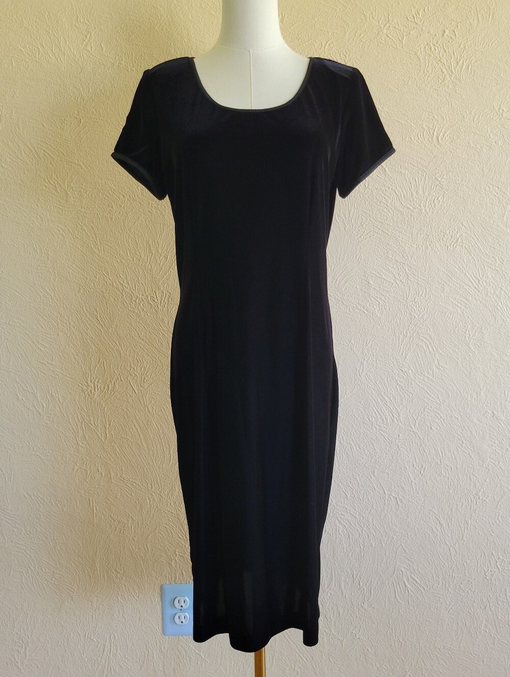 Molly Malloy Evening | Black Velvet Dress